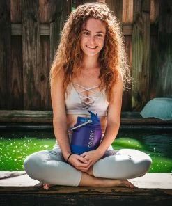 The Coldest Water The Coldest Half Gallon Water Bottle For Unisex White -football Sales 2022 unnamed file 1128