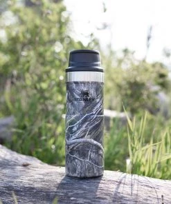 Stanley Classic Trigger-Action Travel Mug For Unisex Blaze Orange -football Sales 2022 unnamed file 1271