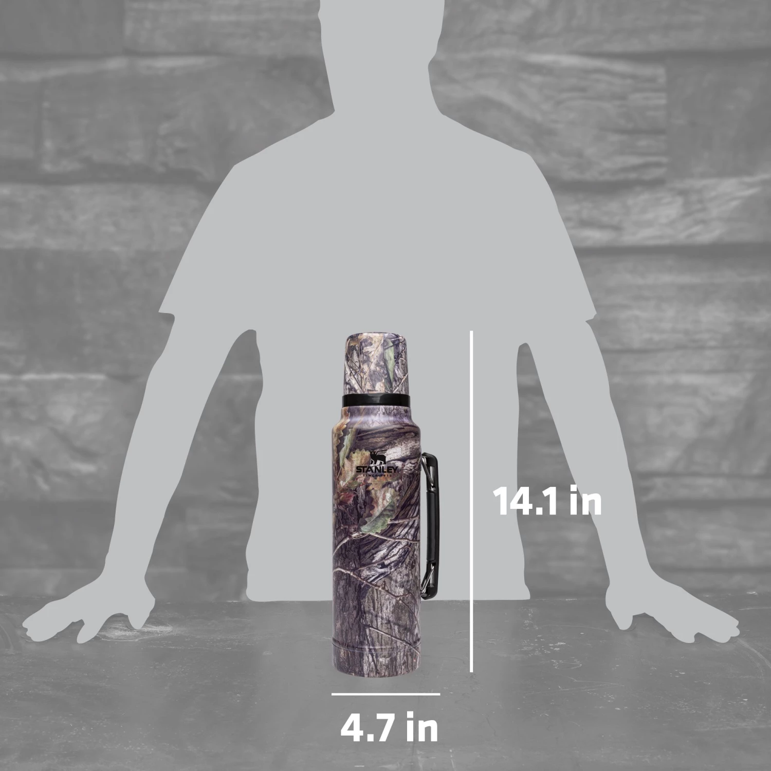 Stanley Classic Legendary Bottle For Unisex Blaze Orange 4 Stanley Classic Legendary Bottle For Unisex Blaze Orange - Image 4