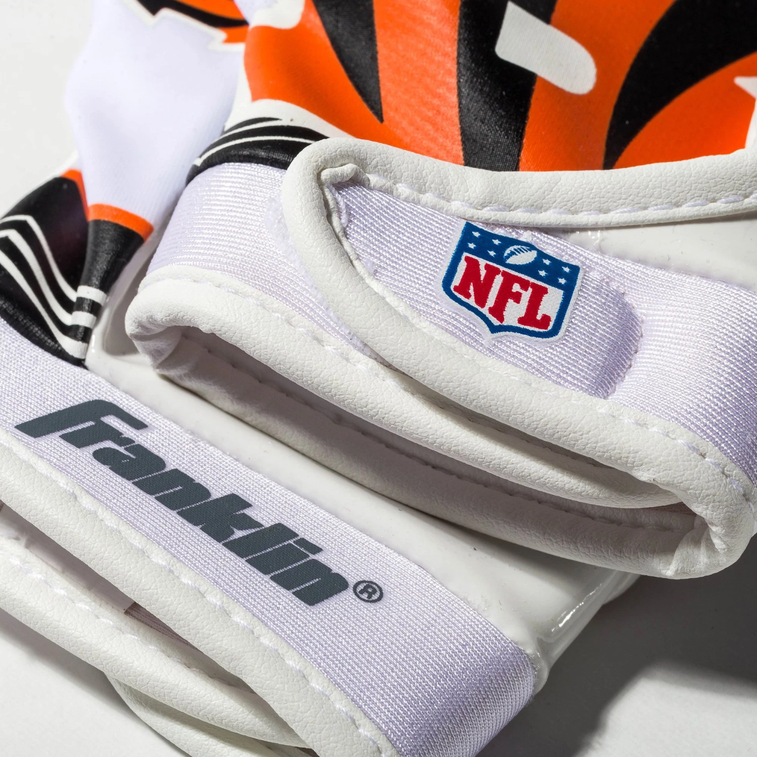 Franklin Cincinnati Bengals Youth Receiver Gloves For Girls' 3 Franklin Cincinnati Bengals Youth Receiver Gloves For Girls' - Image 3