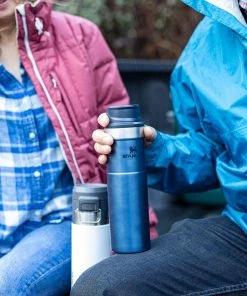 Stanley Trigger Action 20 Oz. Vacuum Mug For Unisex White -football Sales 2022 unnamed file 999